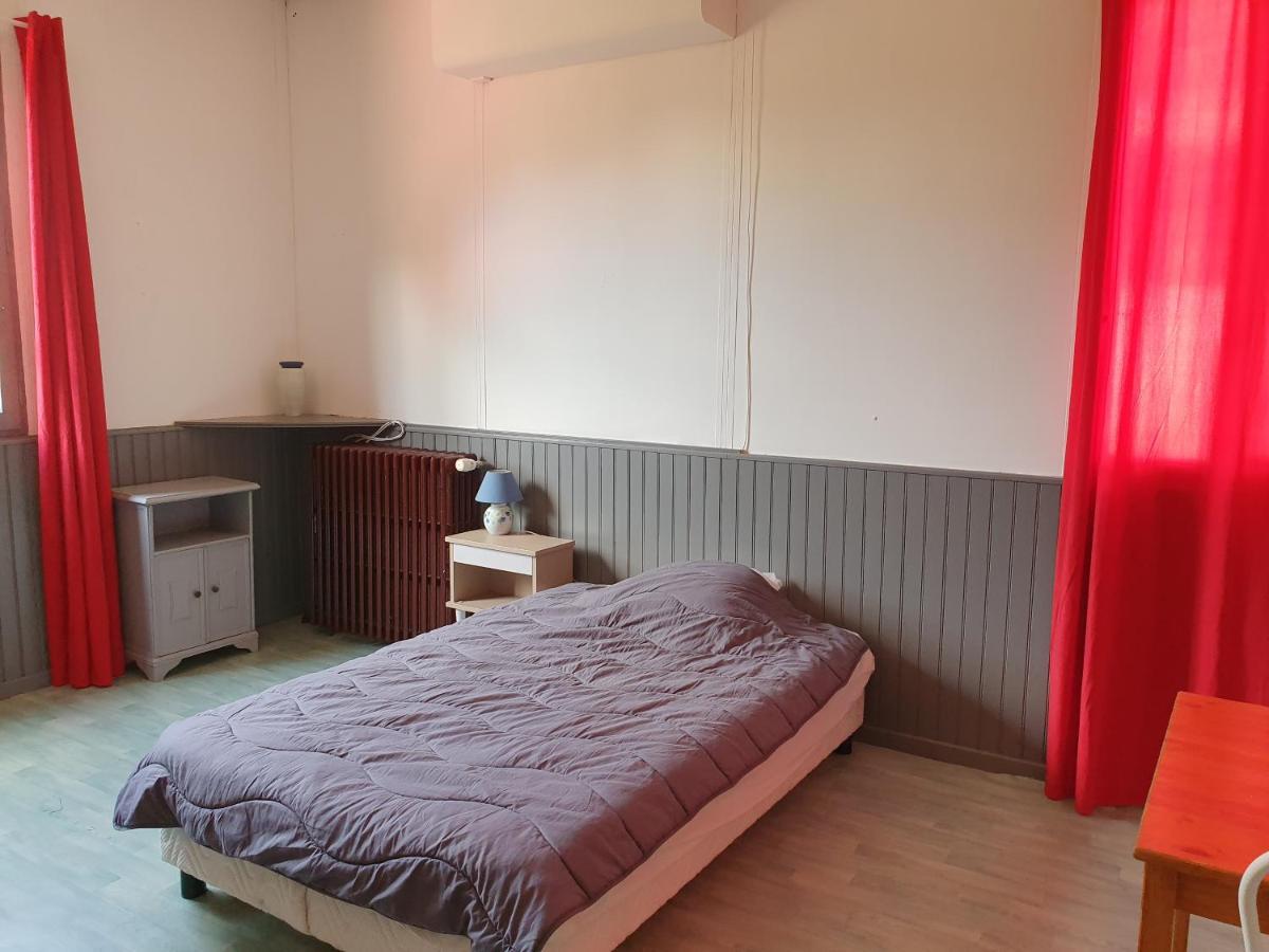 Camping Des 2 Rives- Chambres Etang-sur-Arroux Εξωτερικό φωτογραφία