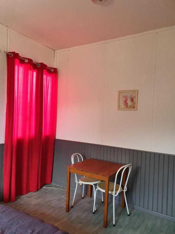 Camping Des 2 Rives- Chambres Etang-sur-Arroux Εξωτερικό φωτογραφία
