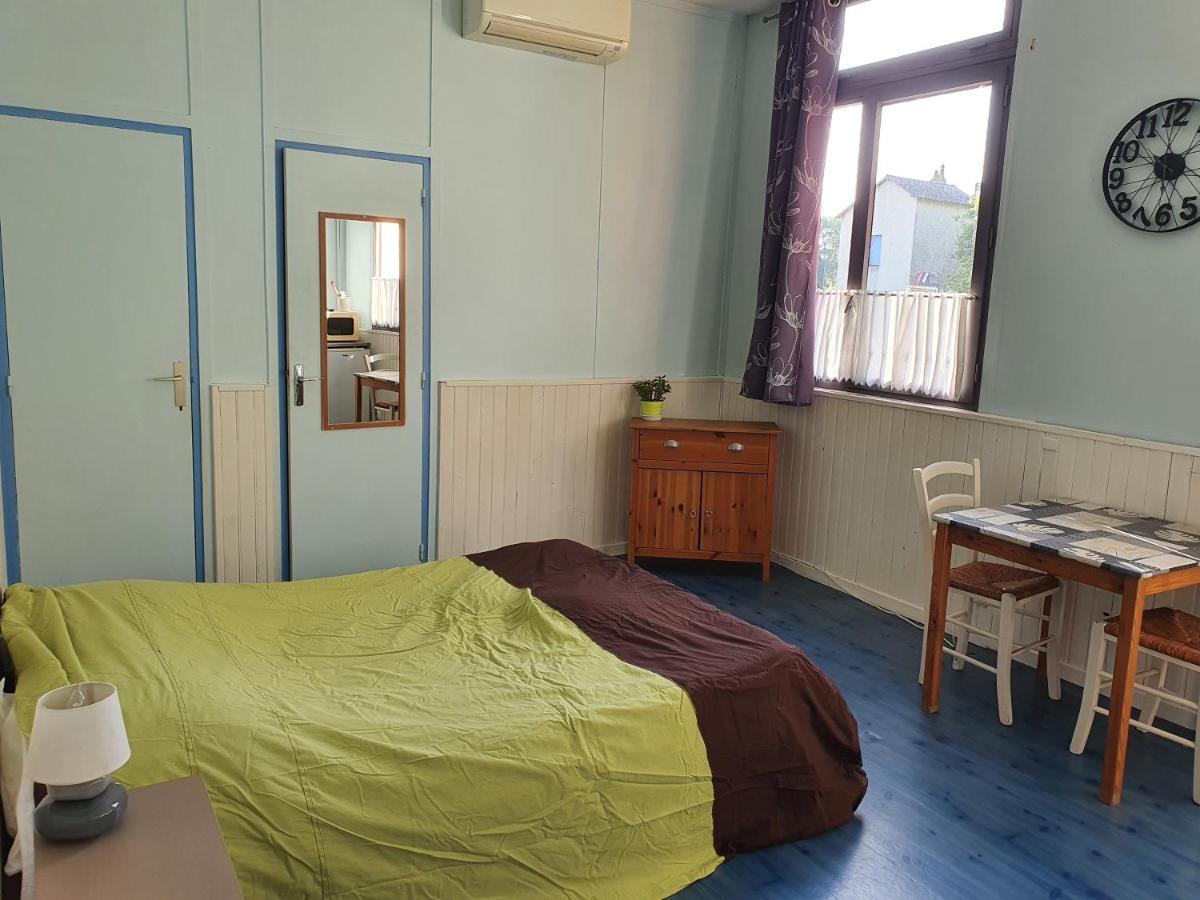 Camping Des 2 Rives- Chambres Etang-sur-Arroux Εξωτερικό φωτογραφία